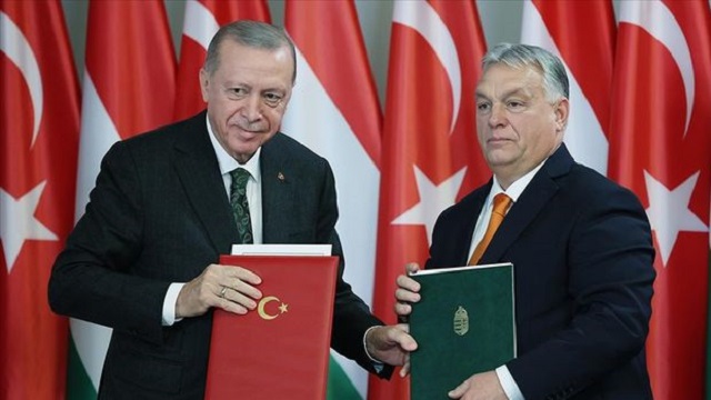 Erdoğan Macaristan ziyaretinde memnuniyetini dile getirdi